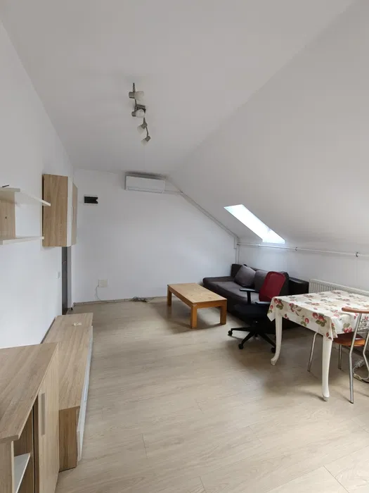 Apartament 2 camere de închiriat, Zorilor