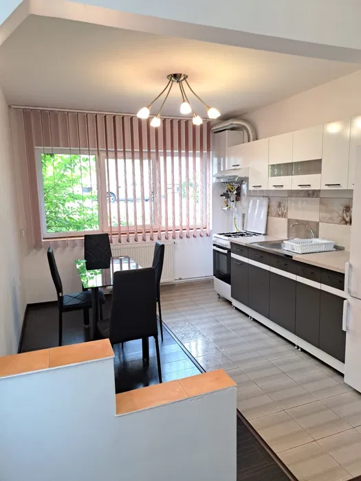 Apartament 2 camere de închiriat, Bună Ziua